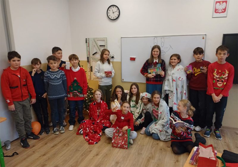 🤶🏻Mikołajki w klasach 4-8 🧑🏻‍🎄