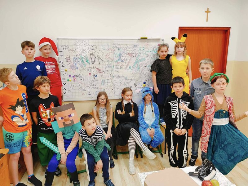 Zabawa andrzejkowa klas 1-3 🔮🧚🏻