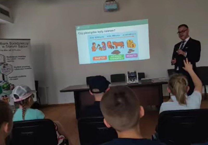Wizyta trzecioklasistów w Banku Spółdzielczym w Starym Sączu 💰💰