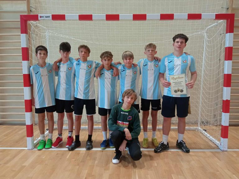 NSP v-ce mistrzem gminy Stary Sącz w halowej piłce nożnej chłopców klas 7-8 🥈⚽