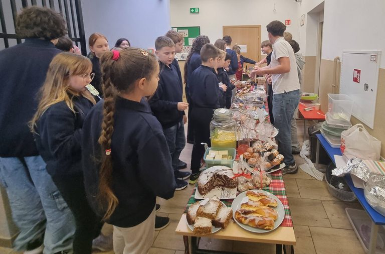 🎄✨Świąteczny Kiermasz Pełen Serca i Smaku✨🎄