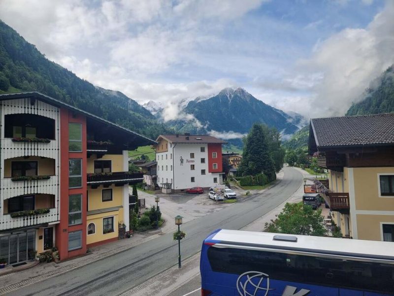 🌄🥾 Alpejski poranek! ⛰️
